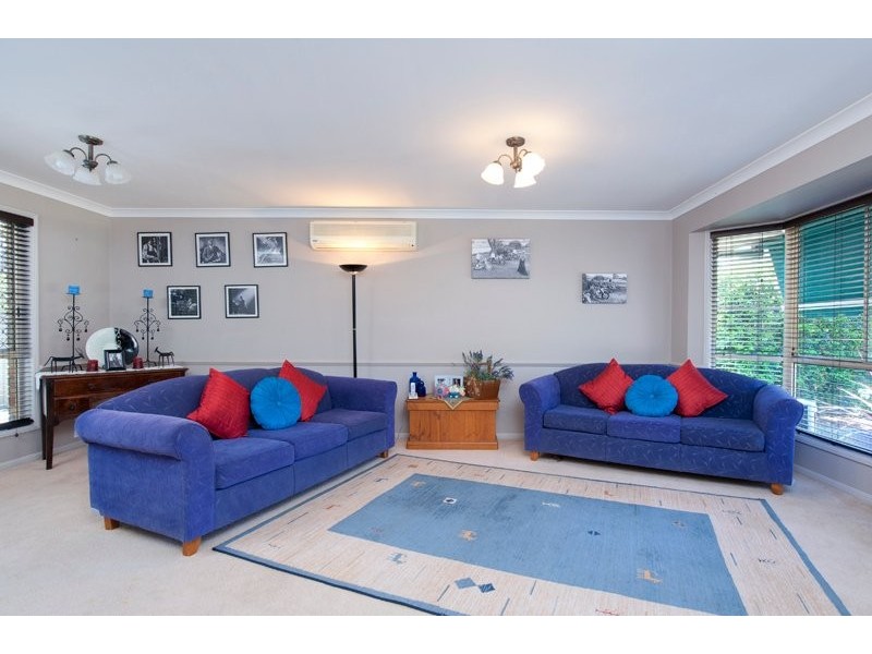 7 Pottinger Cres, Oxenford QLD 4210