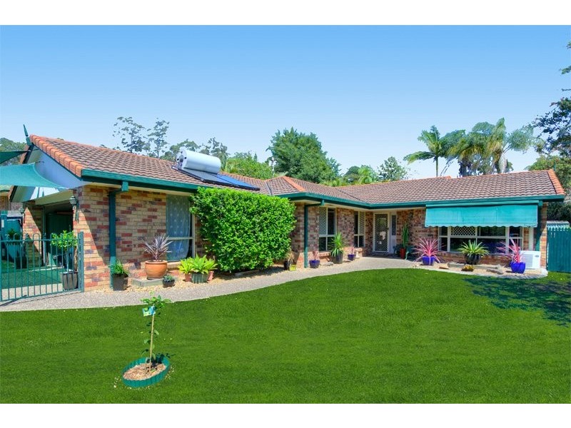 7 Pottinger Cres, Oxenford QLD 4210