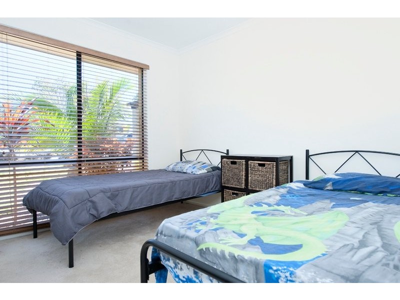 10 Brookland Court, Molendinar QLD 4214