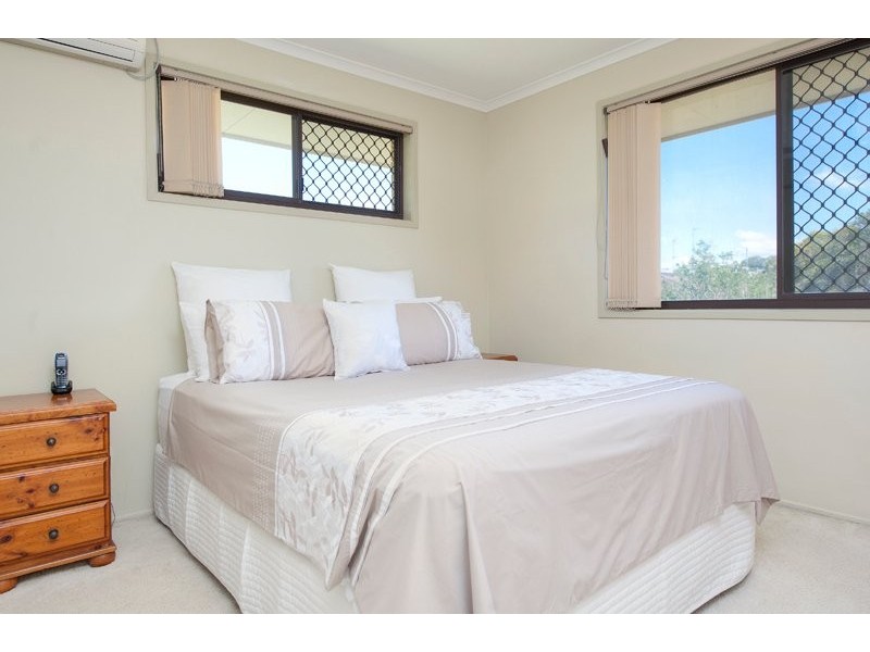 4 Gardiners Place, Southport QLD 4215