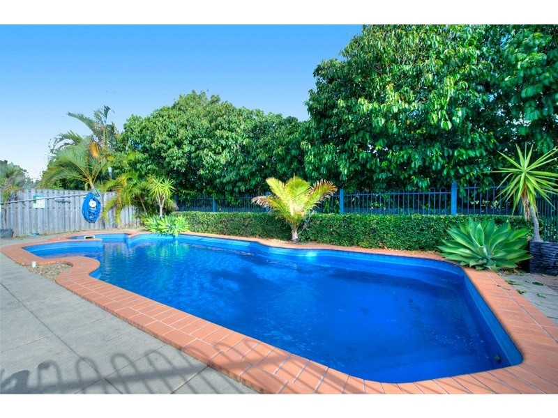 6 Camphor Wood Crt, Robina QLD 4226