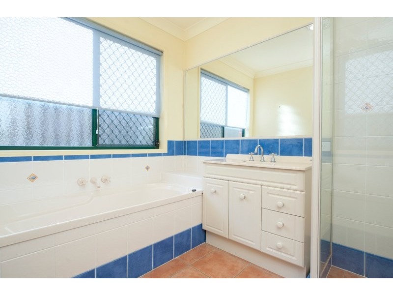 6 Camphor Wood Crt, Robina QLD 4226