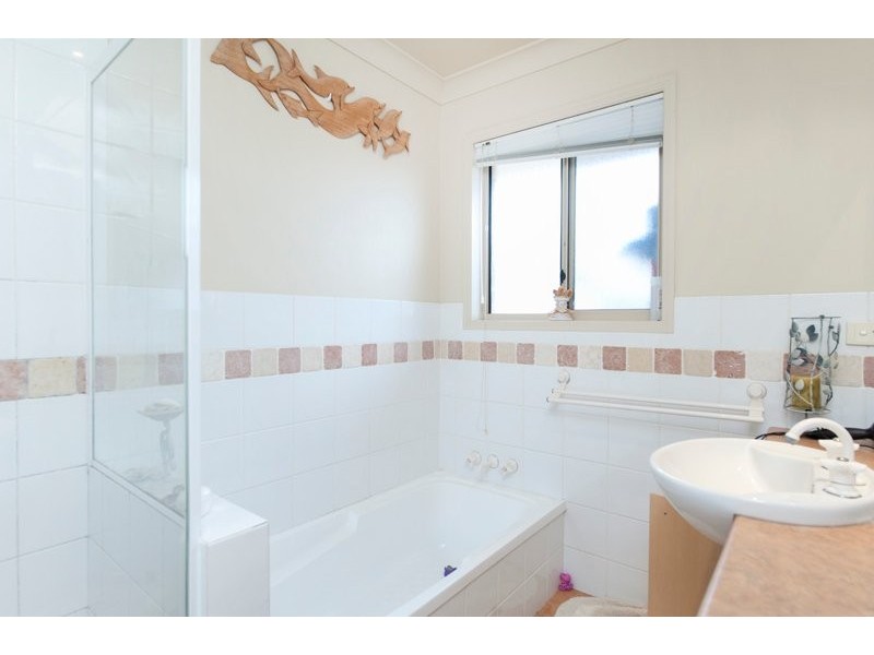 12 River Heights Rd, Upper Coomera QLD 4209
