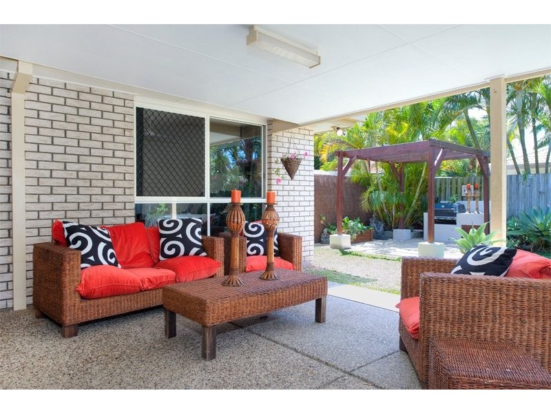 38a Sickle Ave, Hope Island QLD 4212