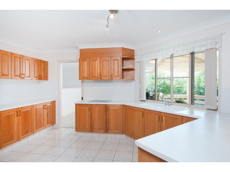 7 Gabriels Crt, Robina QLD 4226