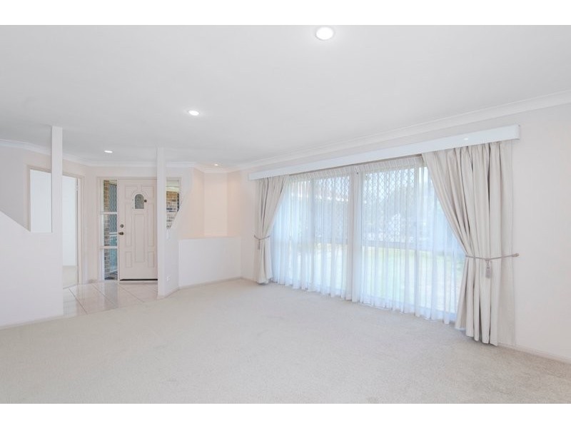 7 Gabriels Crt, Robina QLD 4226