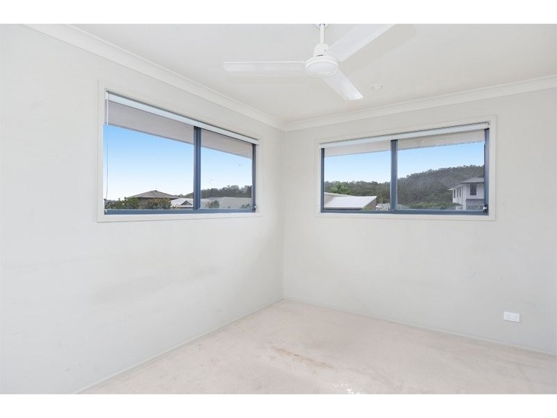 13 Vermont St, Oxenford QLD 4210