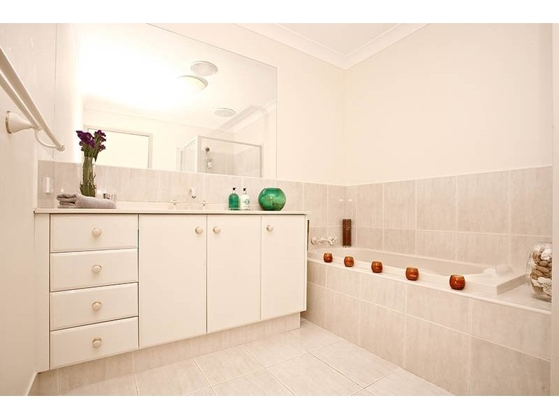 1/41 Bayswater Ave, Varsity Lakes QLD 4227