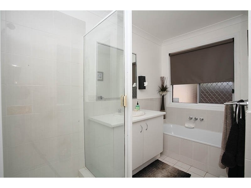 2/7 Gardiners place, Southport QLD 4215