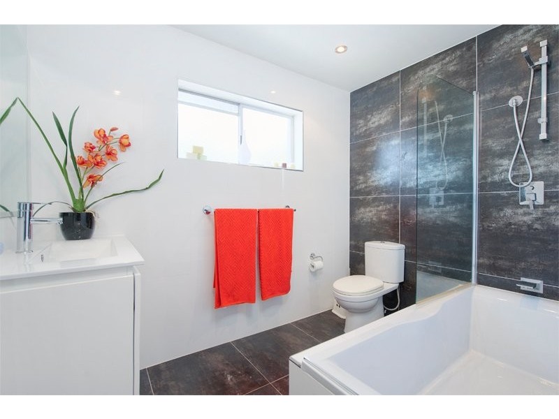44 Yangoora Crescent, Ashmore QLD 4214