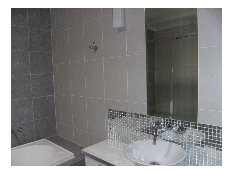 3300 Central Pl, Carrara QLD 4211