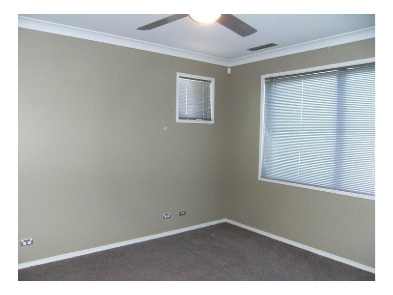 3300 Central Pl, Carrara QLD 4211