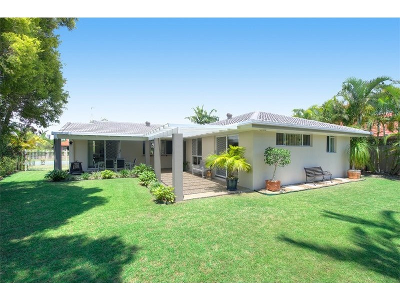 92 Newport Dr, Robina QLD 4226