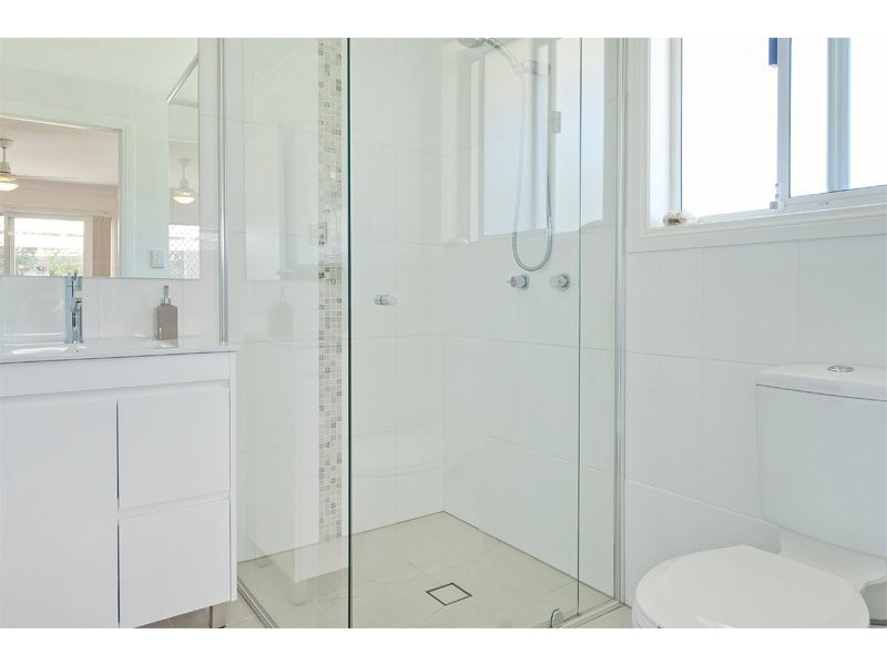 92 Newport Dr, Robina QLD 4226