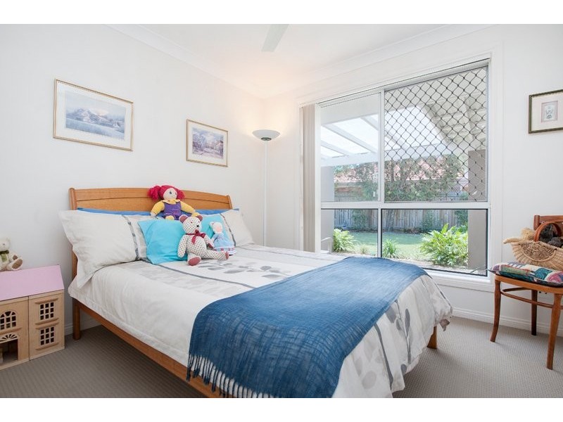 92 Newport Dr, Robina QLD 4226