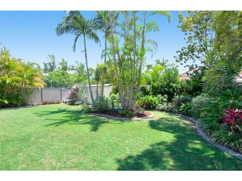 92 Newport Dr, Robina QLD 4226