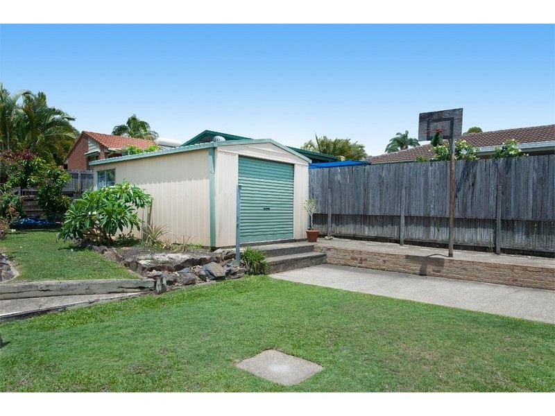46 Alexander Dr, Highland Park QLD 4211
