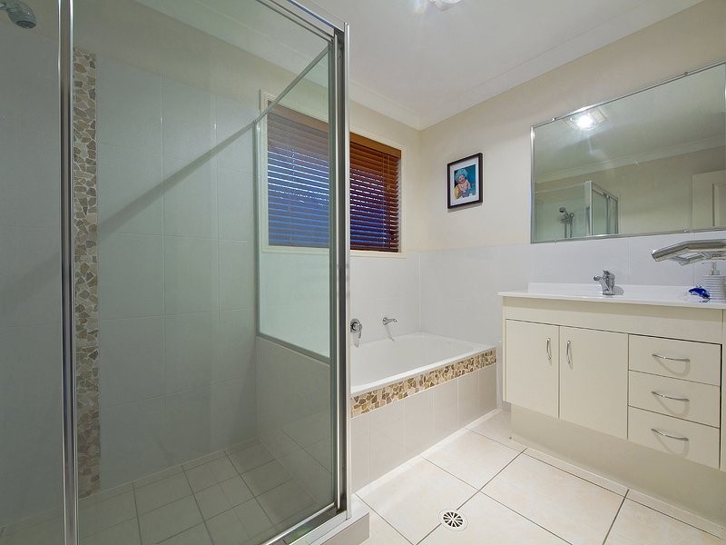 5 Greenleaf Street, Upper Coomera QLD 4209