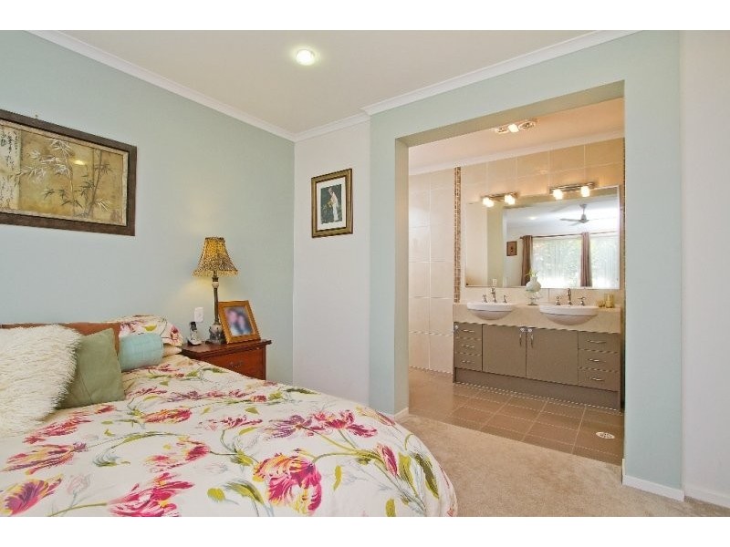 11 Rustyplum Court, Reedy Creek QLD 4227