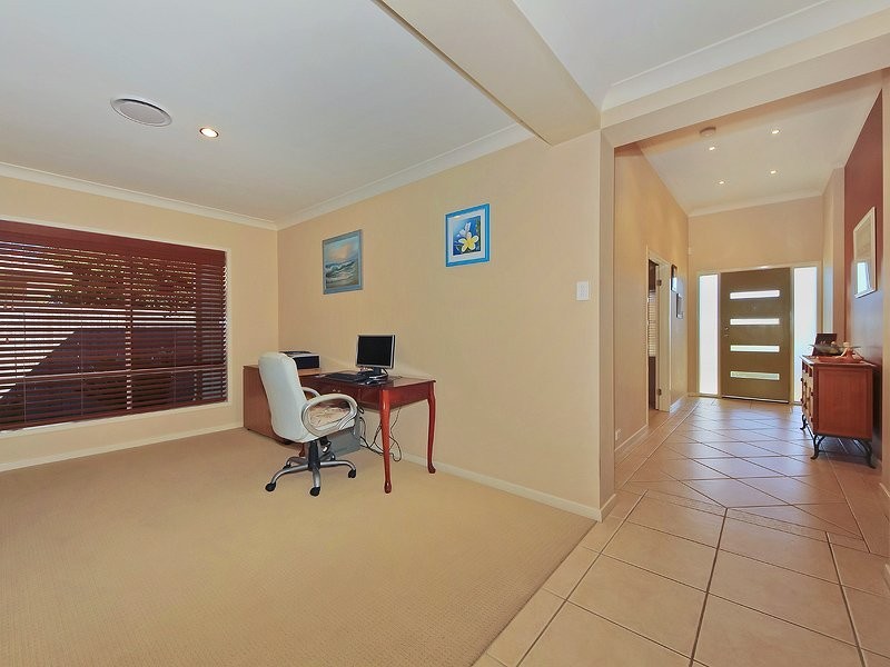 15 Oceanis Drive, Oxenford QLD 4210