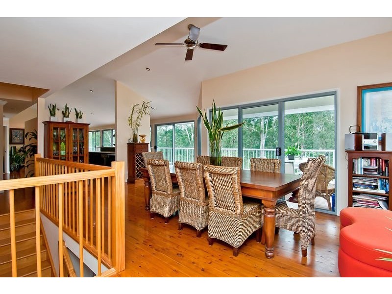 385 San Fernando Dr, Worongary QLD 4213