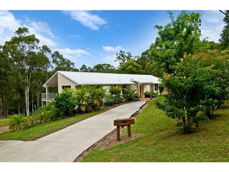 385 San Fernando Dr, Worongary QLD 4213