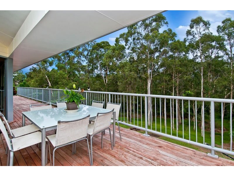385 San Fernando Dr, Worongary QLD 4213