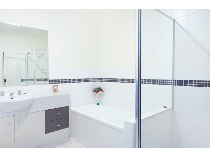 1/13 Bella Blvd, Pimpama QLD 4209