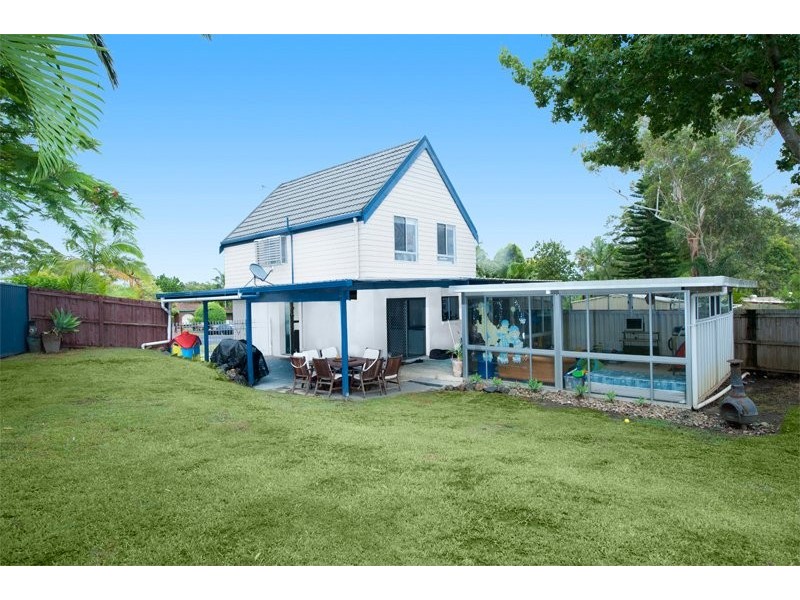 2/19 Corunna Cres, Ashmore QLD 4214