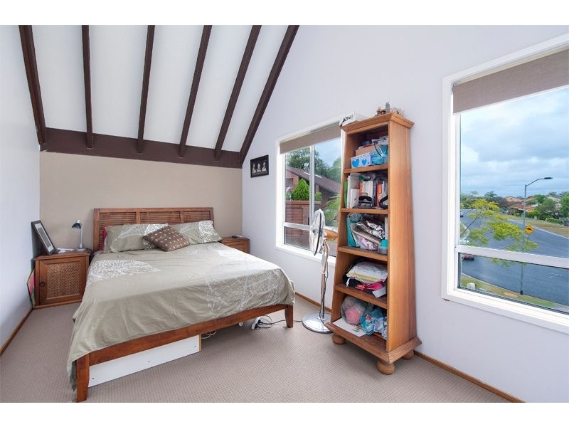 2/19 Corunna Cres, Ashmore QLD 4214