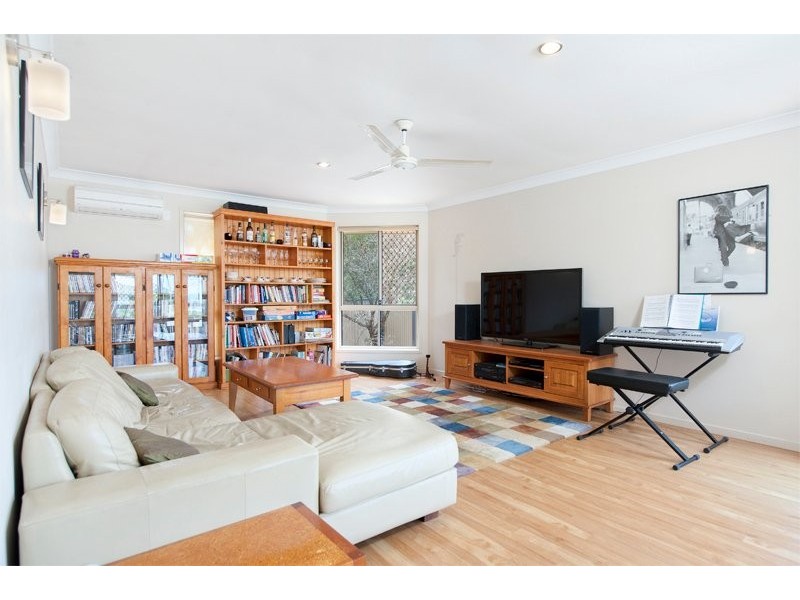2 Chillagoe Pl, Worongary QLD 4213