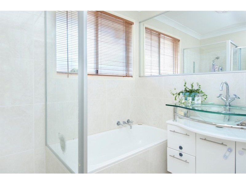 4 Virgil Crt, Worongary QLD 4213