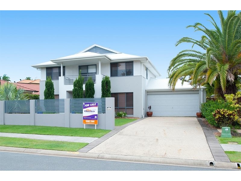 214 Crestwood Dr, Molendinar QLD 4214