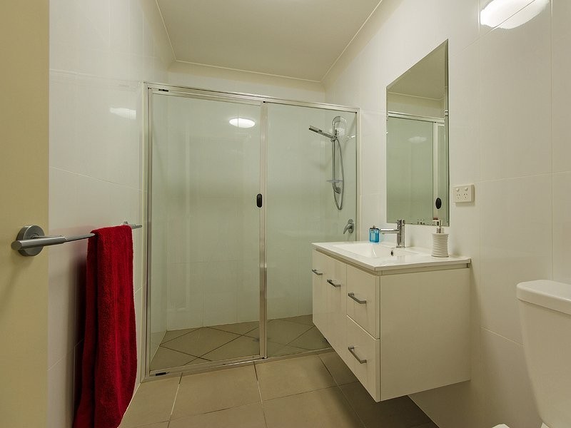 2/21 Murray Cct, Upper Coomera QLD 4209