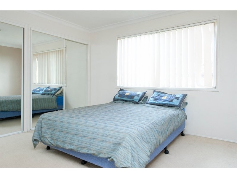 17 Fanning Crt, Pacific Pines QLD 4211