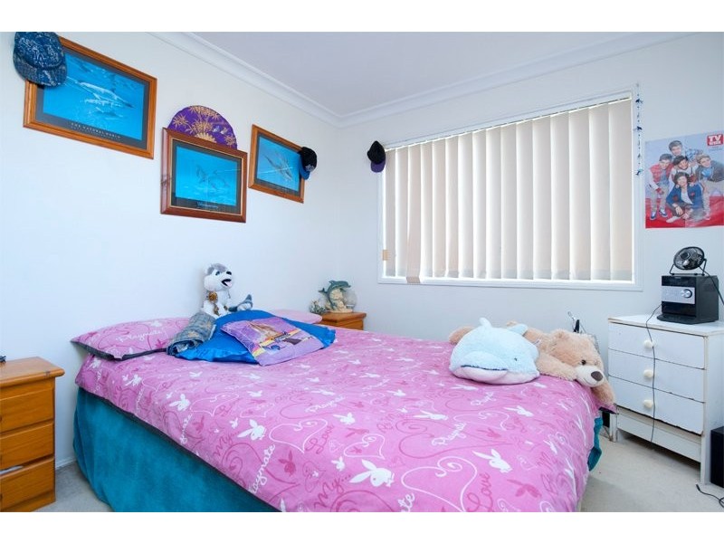 17 Fanning Crt, Pacific Pines QLD 4211