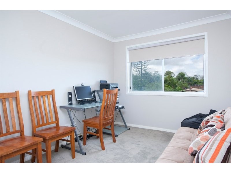 10 Kerrabee Street, Nerang QLD 4211