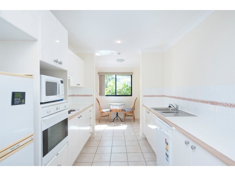 E1, Magic Mountain Resort, 1 Great Hall Drive, Miami QLD 4220