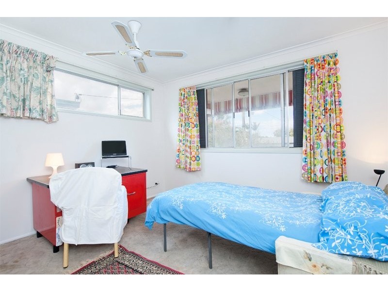 11 Paradise Street, Nerang QLD 4211