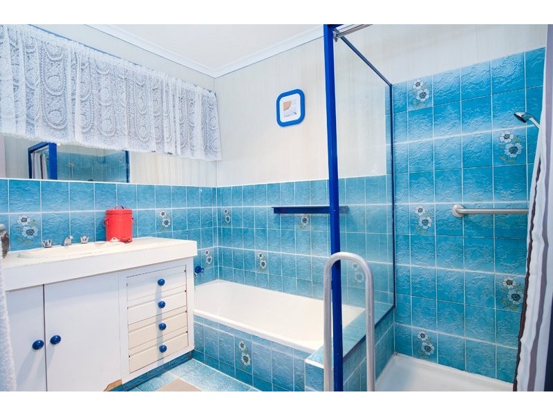 11 Paradise Street, Nerang QLD 4211