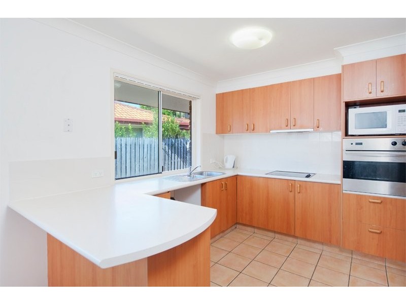 54 Yodelay Street, Varsity Lakes QLD 4227