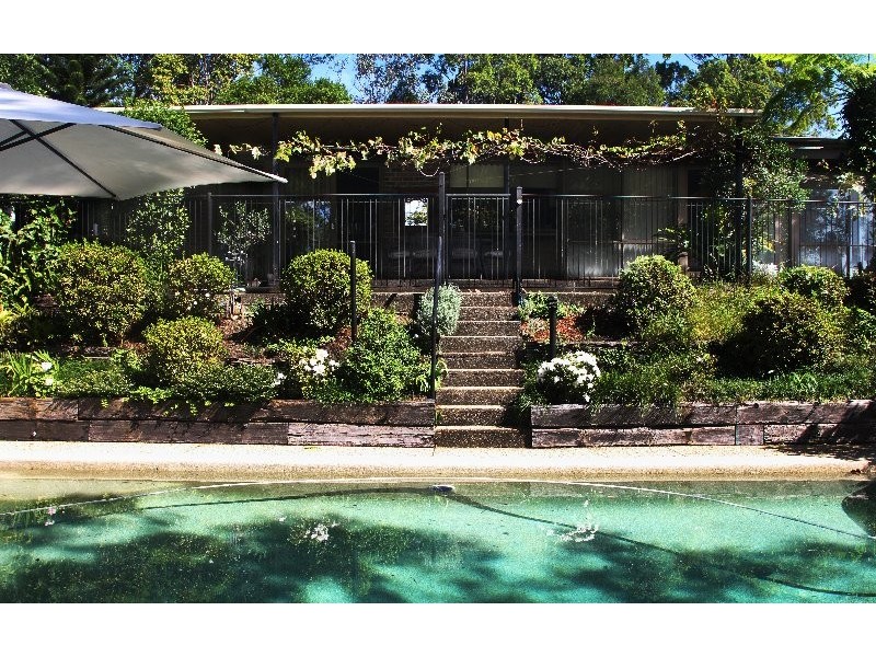 7 Narrabri Court, Gaven QLD 4211