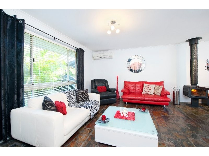 129 Dugandan St, Nerang QLD 4211