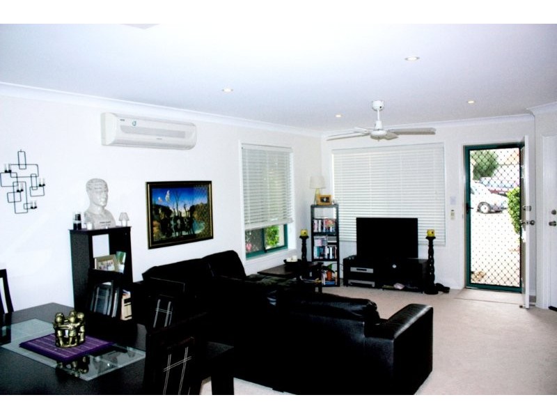 20/21 Regensberg Cl, Varsity Lakes QLD 4227