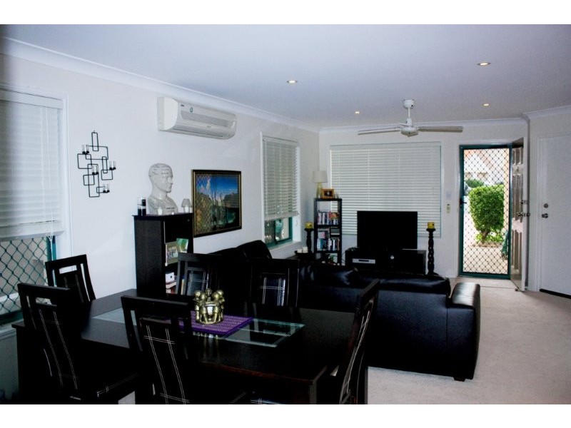 20/21 Regensberg Cl, Varsity Lakes QLD 4227