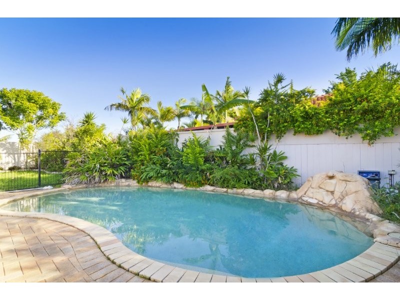 5 Ludong Street, Nerang QLD 4211