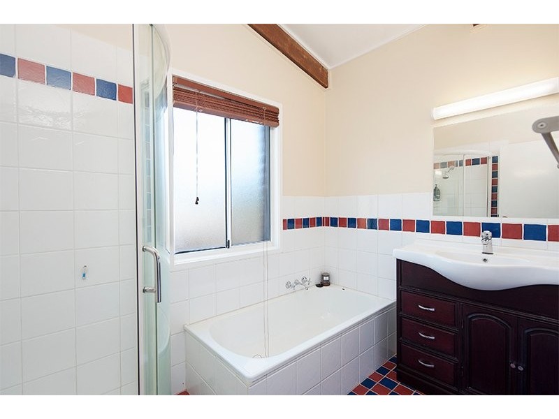 39 Merloo Drive, Nerang QLD 4211