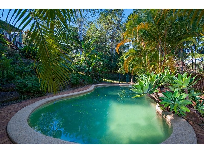 39 Merloo Drive, Nerang QLD 4211