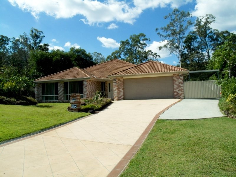 34 Pasture Place, Mount Nathan QLD 4211