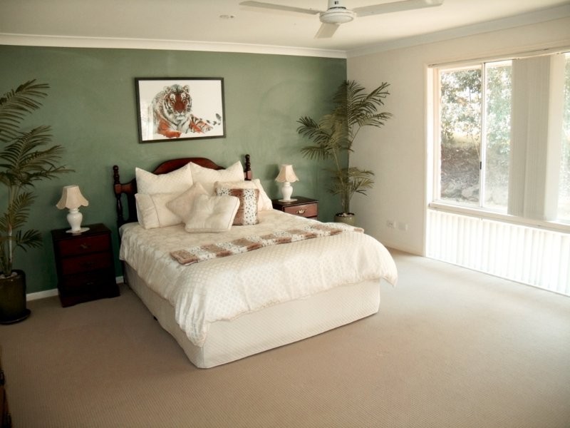 34 Pasture Place, Mount Nathan QLD 4211